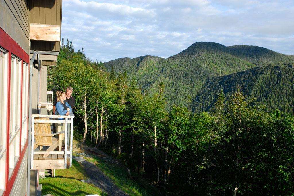 Auberge De Montagne Des Chic-Chocs Mountain Lodge - Sepaq Sainte Anne-des-Chênes Exteriör bild